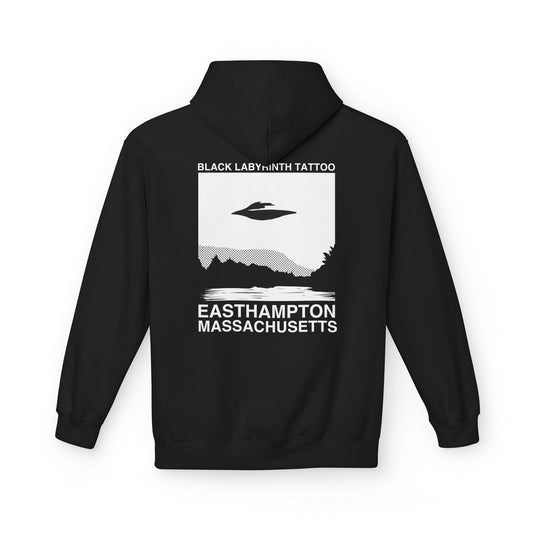 Easthampton MA, Nashawannuck Pond- BLT-UFO